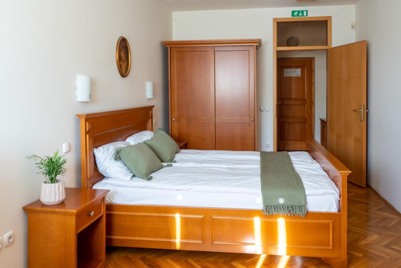 Lagoja B&B Trzin Exteriör bild