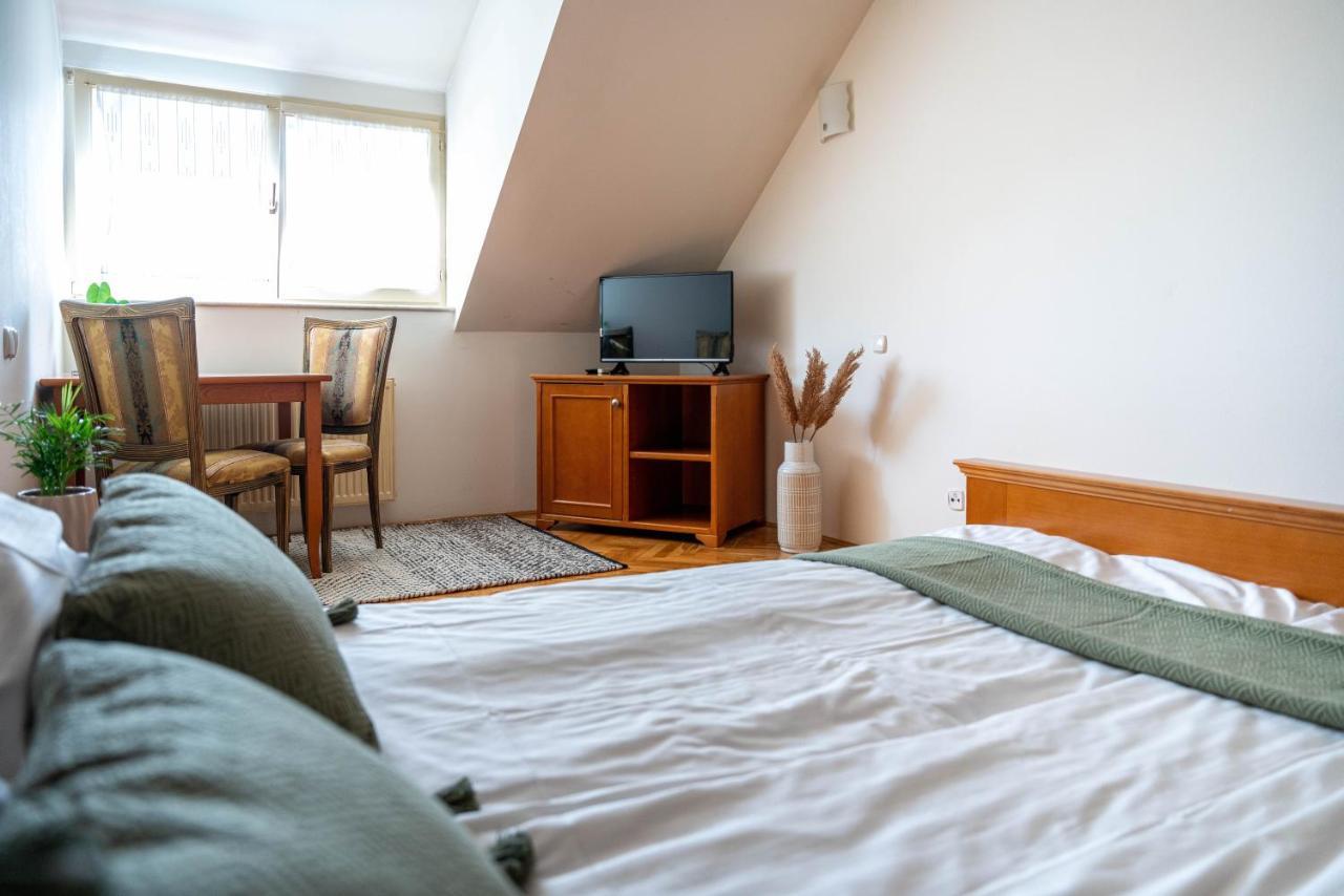Lagoja B&B Trzin Exteriör bild