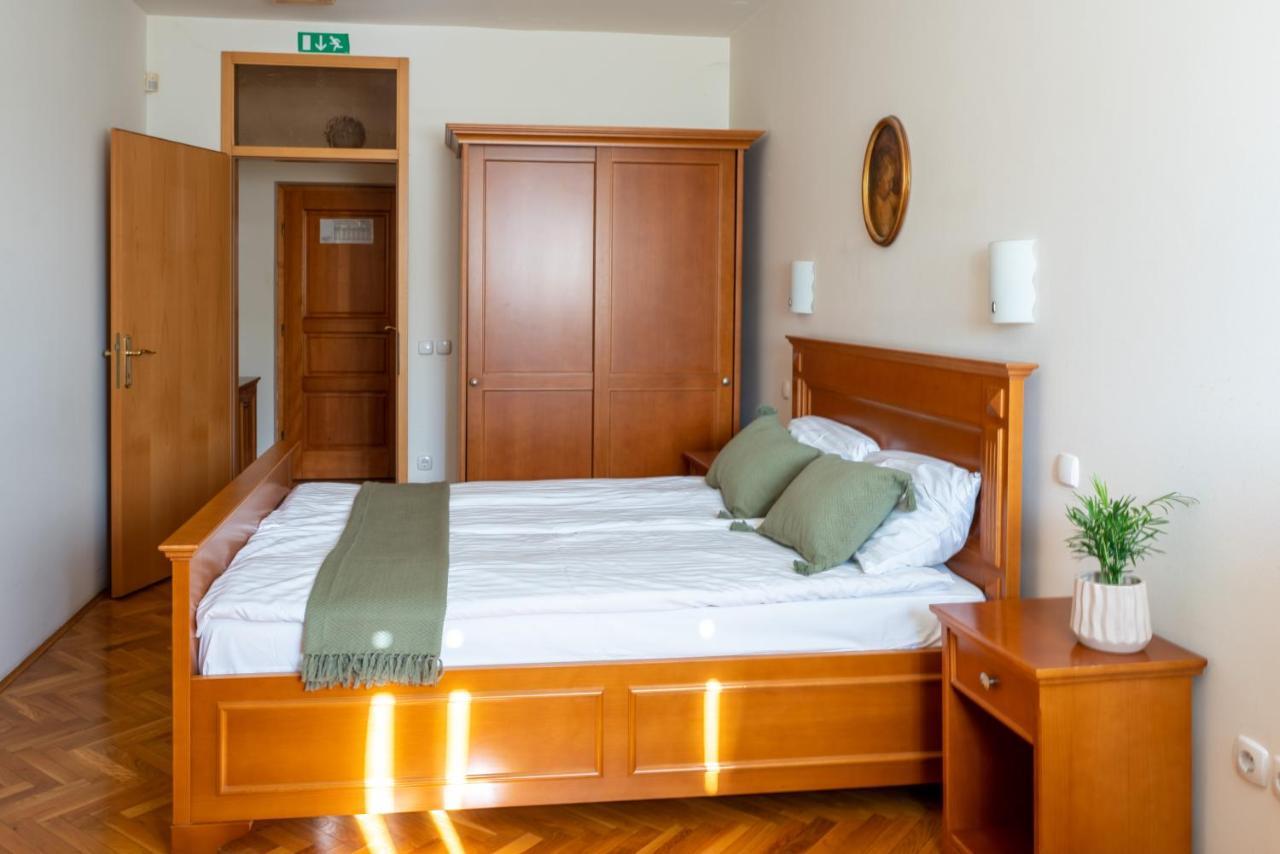 Lagoja B&B Trzin Exteriör bild